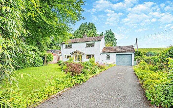 4 Bedroom Detached House For Sale In Nr Pontarsais And Alltwalis, Carmarthen, Carmarthenshire, SA32