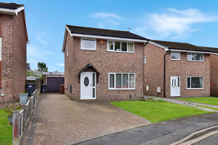 3 Bedroom Detached House For Sale In Cunnery Meadow, Leyland, PR25