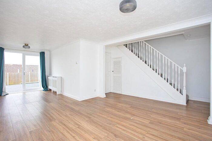 2 Bedroom End Of Terrace House For Sale In Monks Way, Dover, CT16