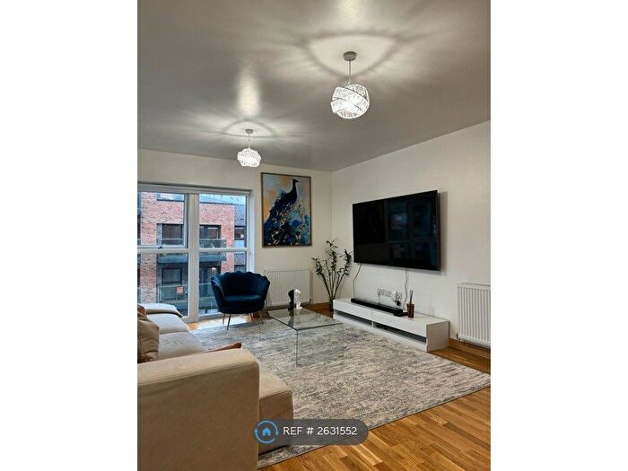 2 Bedroom Flat To Rent In Newington Causeway, London, SE1