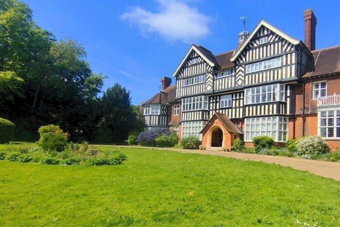 2 Bedroom Flat To Rent In Court Road, Orpington, BR6