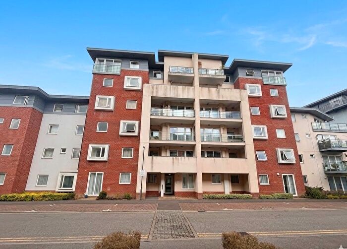 1 Bedroom Flat To Rent In Coxhill Way, Aylesbury, HP21