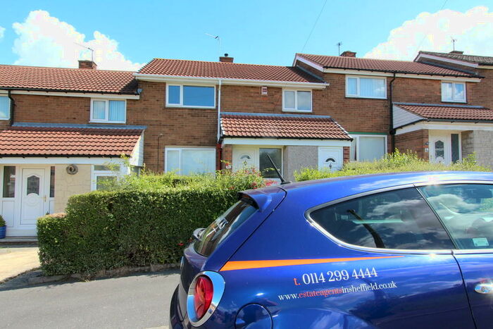 3 Bedroom Terraced House To Rent In Lindsay Crescent, Parson Cross, S5
