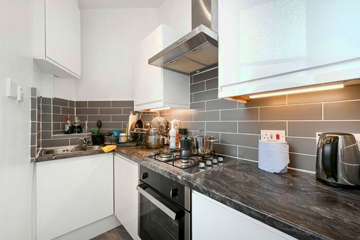 1 Bedroom Terraced House To Rent In Blythe Road, West Kensington, W14