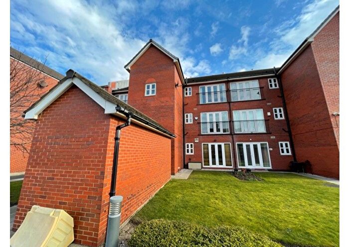 2 Bedroom Flat To Rent In Sandpipers Court, Liverpool, L23