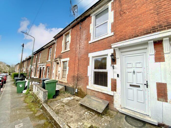 2 Bedroom House To Rent In Prospect Place, Maidstone, ME16