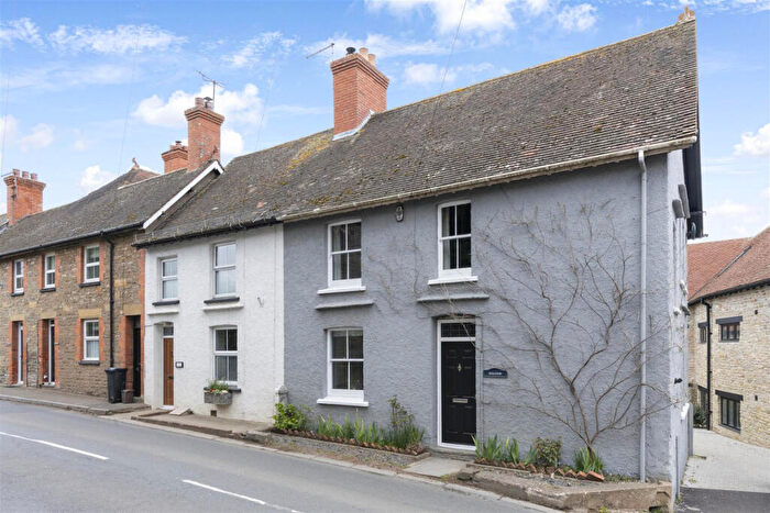 3 Bedroom Cottage For Sale In Church Hill, Stalbridge, DT10