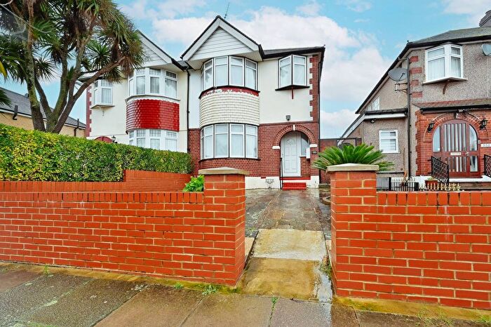 3 Bedroom Semi Detached House For Sale In Whitton Avenue West, Harrow, Greenford, UB6