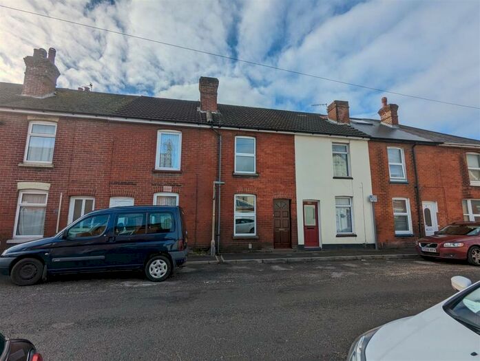 1 Bedroom Terraced House To Rent In *** Convenient Location *** Coldharbour Lane, Salisbury, SP2