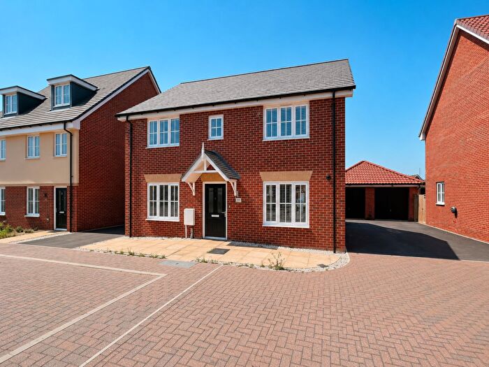 4 Bedroom Detached House For Sale In Wardle Close, Brantham, Manningtree, CO11