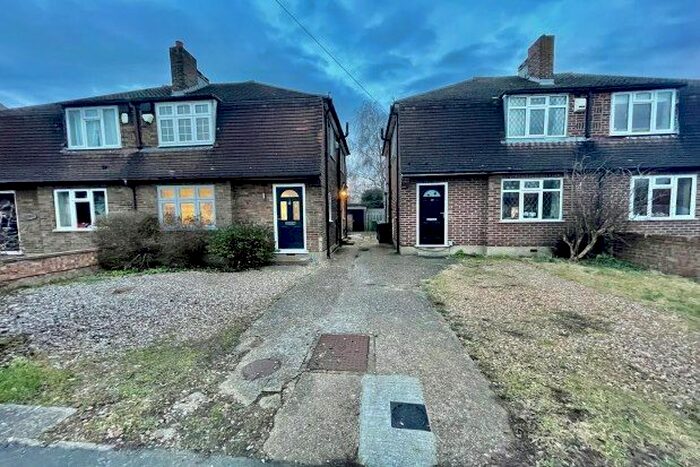 4 Bedroom Semi-Detached House To Rent In St. Kilda Avenue, Cambridge, CB4