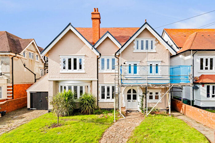 Studio To Rent In Grimston Avenue, Folkestone, CT20