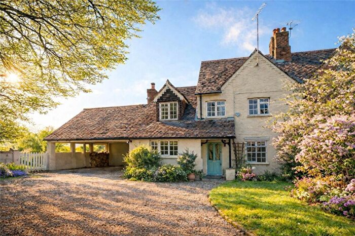 4 Bedroom Semi-Detached House For Sale In Old Lane, Cobham, KT11