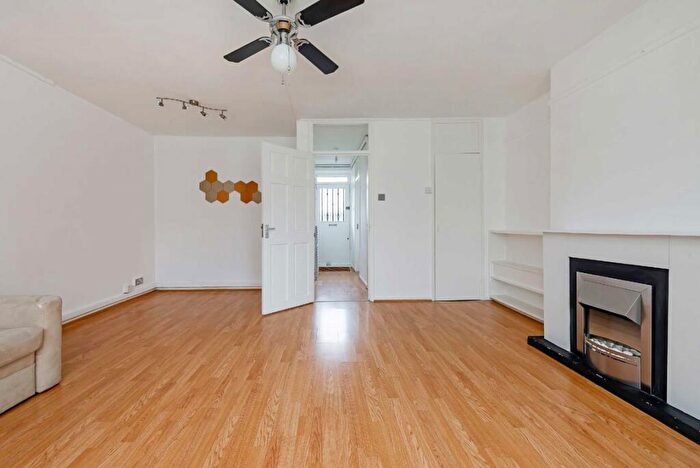 Studio To Rent In Highbury Quadrant, Highbury Quadrant, N5