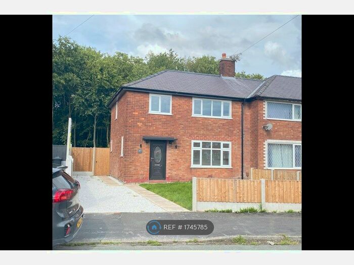 3 Bedroom End Of Terrace House To Rent In Mendip Avenue, Warrington, WA2