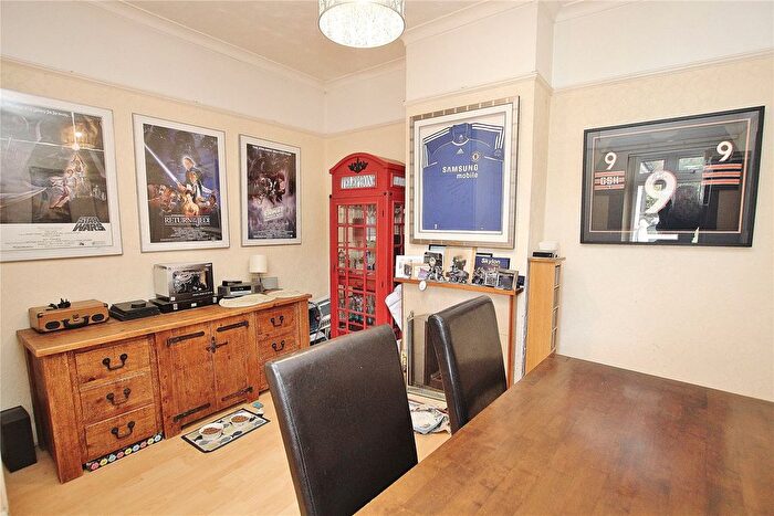 2 Bedroom Bungalow For Sale In Knaphill, Woking, Surrey, GU21