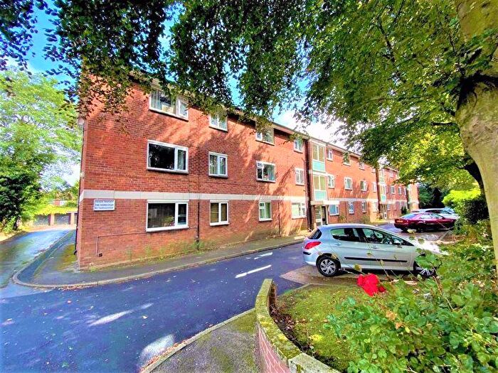 2 Bedroom Apartment To Rent In Ashton Lane, Sale, M33