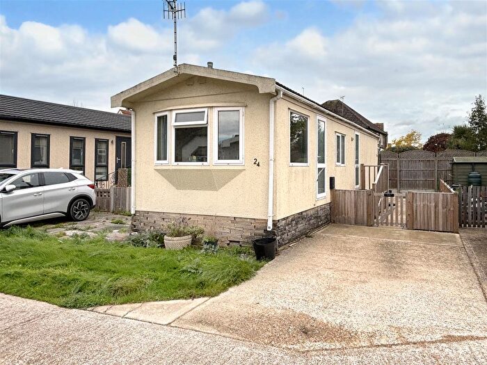 2 Bedroom Park Home For Sale In Orchard Park, Worthing Road, Rustington, BN16