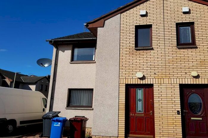 2 Bedroom Property To Rent In Walkers Mill, Dundee, DD3
