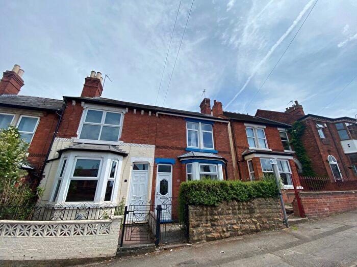 2 Bedroom Terraced House To Rent In Duke Street, NG15