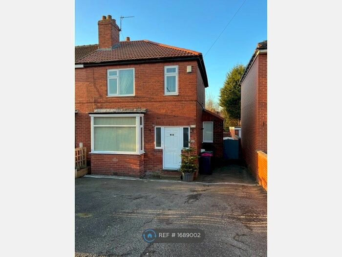 3 Bedroom Semi-Detached House To Rent In Stag Lane, Rotherham, S60