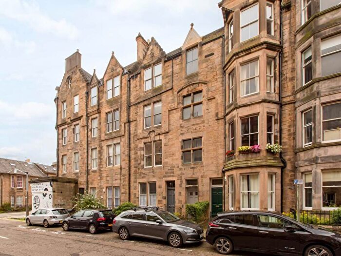 2 Bedroom Flat To Rent In Roseneath Terrace, Marchmont, Edinburgh, EH9