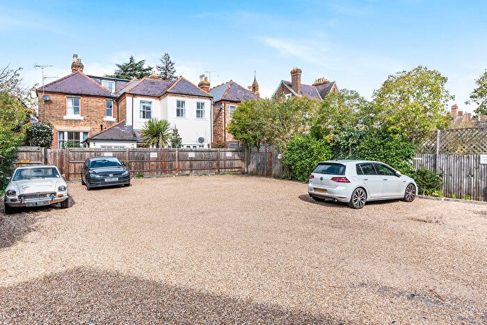 2 Bedroom Flat For Sale In Frances Road, Windsor, SL4