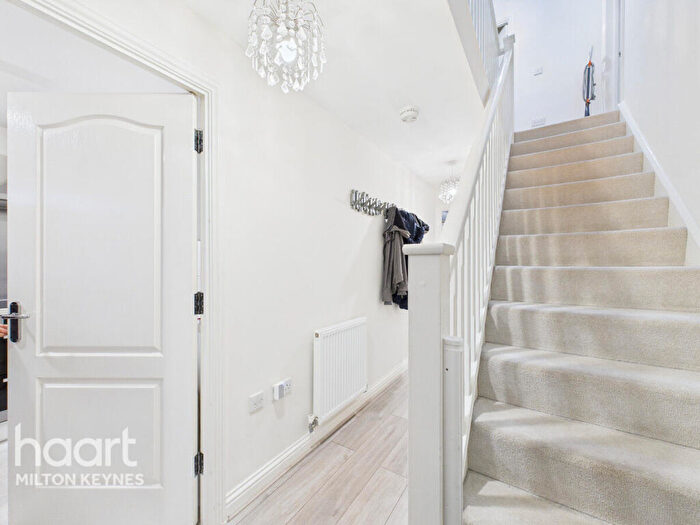 4 Bedroom Town House For Sale In Heren Lane, Whitehouse, MK8