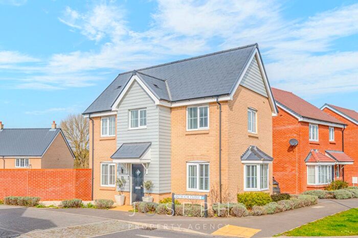 3 Bedroom Detached House For Sale In Ostrich Close, Wherstead, IP2