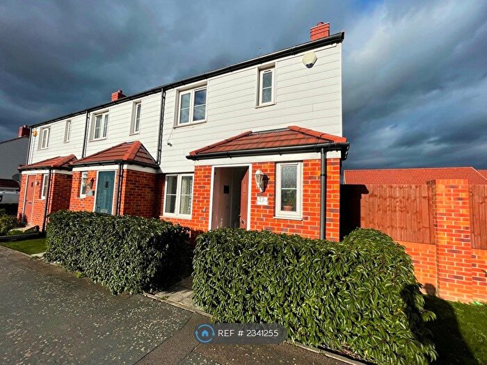 3 Bedroom End Of Terrace House To Rent In Halcrow Avenue, Dartford, DA1