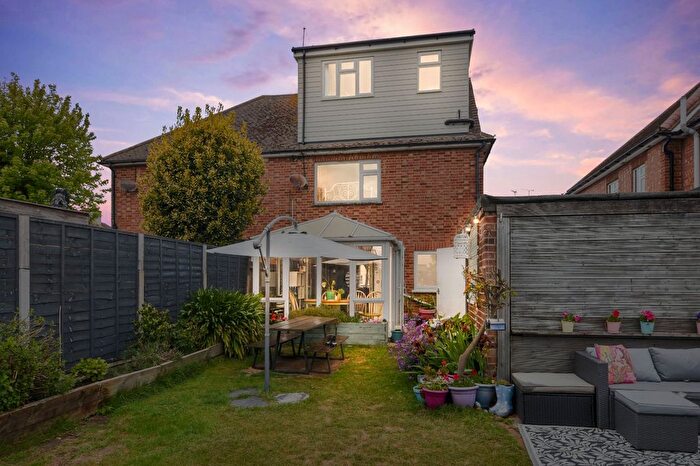 4 Bedroom Semi-Detached House For Sale In Herbert Road, Shoeburyness, Essex, SS3