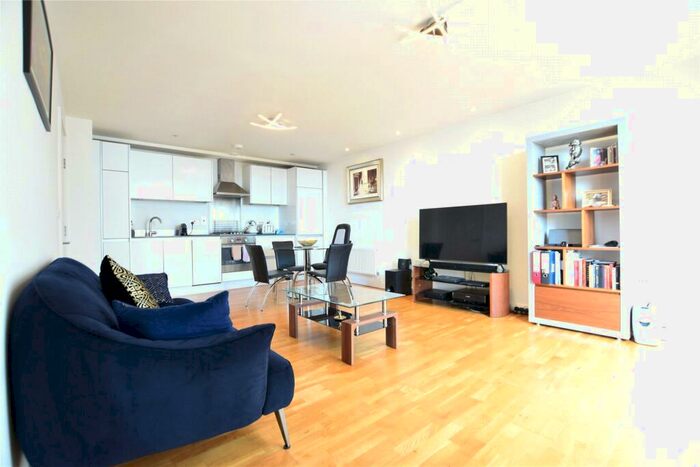 1 Bedroom Apartment To Rent In Hayward, Chatham Place, Reading, Berkshire, RG1