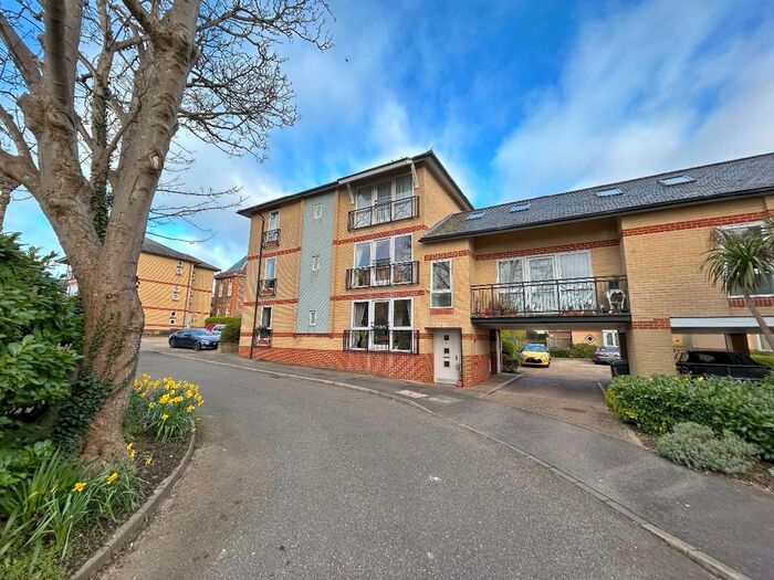 2 Bedroom Flat To Rent In Priory Courtyard, Ramsgate, CT11