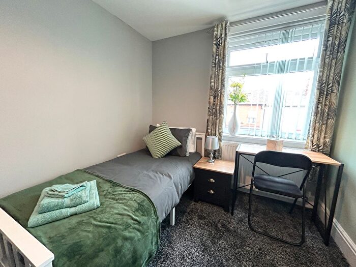 1 Bedroom Property To Rent In Liverpool Road, Manchester, M30