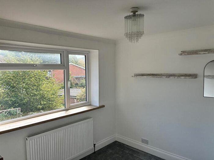 3 Bedroom Terraced House To Rent In Littletown Road, Honiton, EX14
