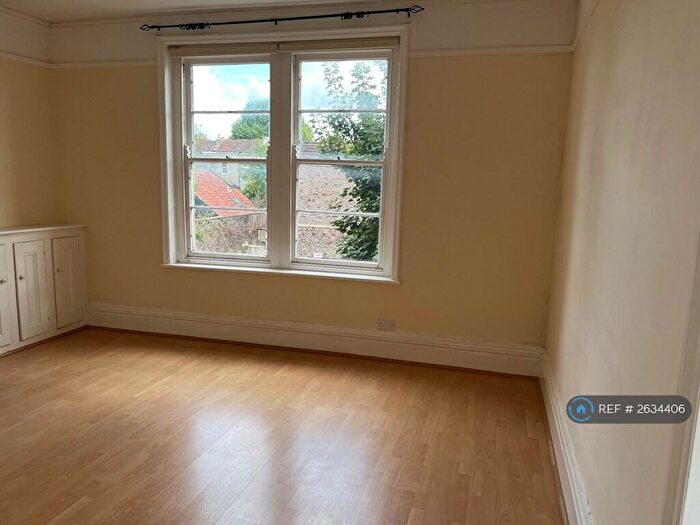 2 Bedroom Flat To Rent In All Saints Road, Bristol, BS8