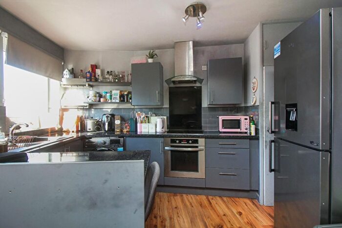 1 Bedroom Flat For Sale In John Street, Cullercoats, North Shields, NE30