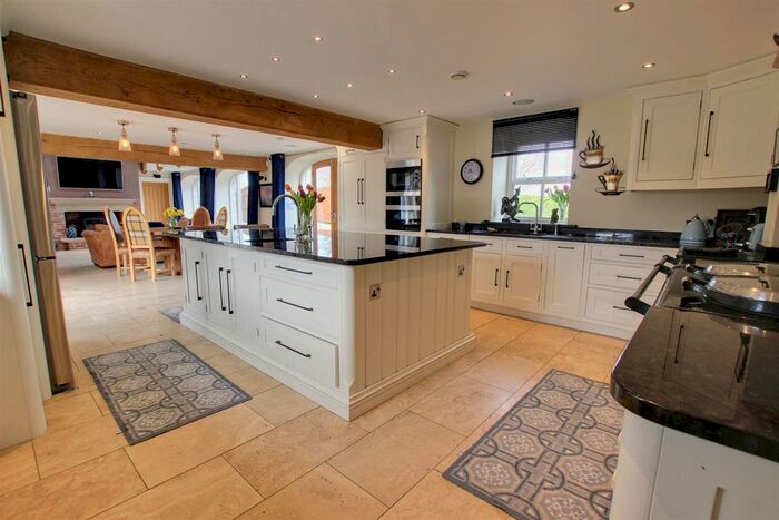 5 Bedroom Barn Conversion For Sale In Riston Road, Catwick, Beverley, HU17