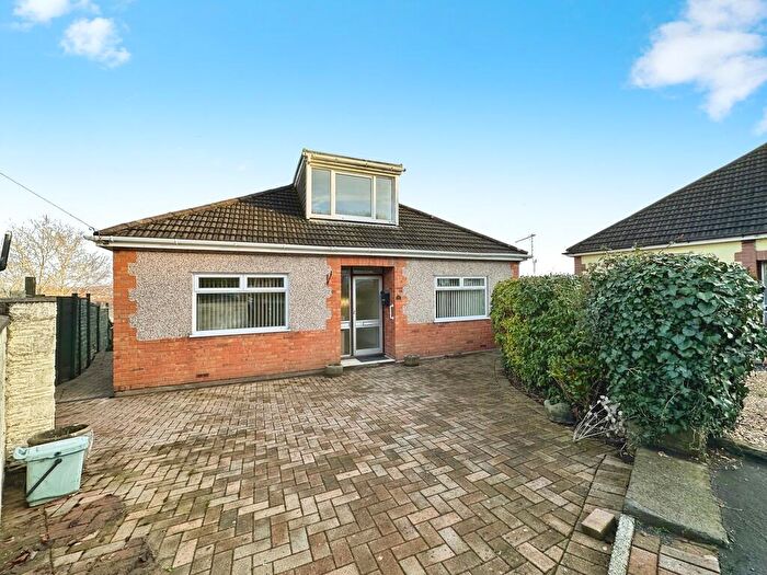3 Bedroom Detached Bungalow For Sale In Tyn-y-coed, Ystrad Mynach, CF82