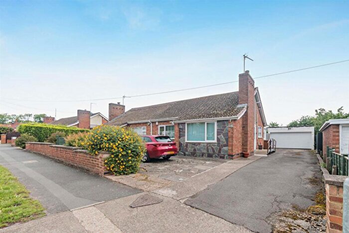 2 Bedroom Semi-Detached Bungalow For Sale In Eastern Avenue North, Northampton, NN2