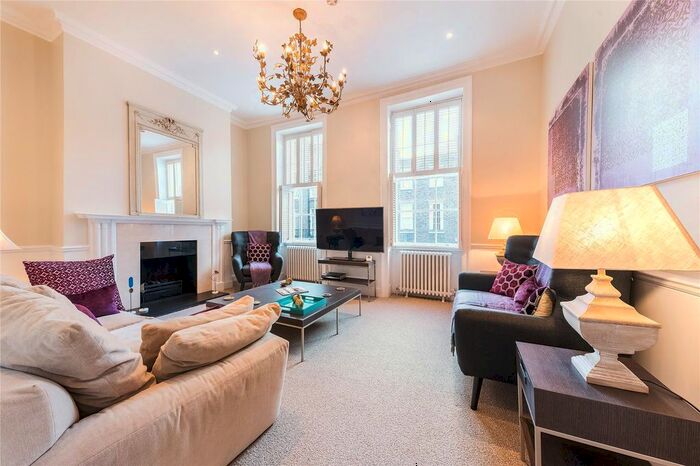 4 Bedroom Terraced House To Rent In Smith Street, Chelsea, London, SW3