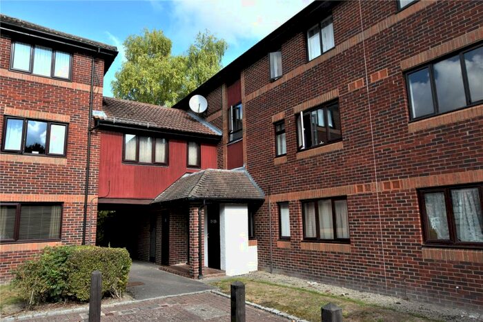 1 Bedroom Apartment To Rent In Stonesfield, Didcot, OX11