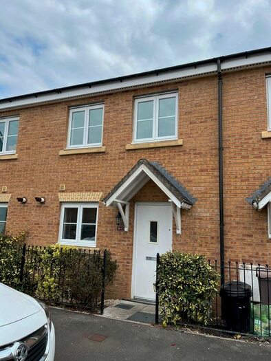 3 Bedroom Property To Rent In Ffordd Watkins, Birchgrove, SA7