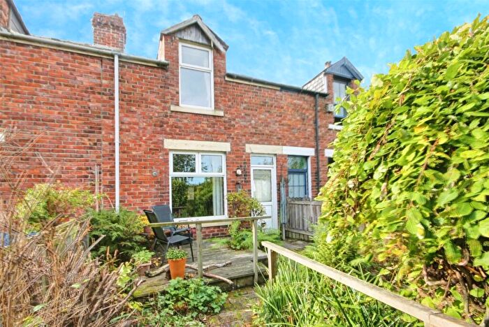 1 Bedroom Terraced House For Sale In Beech Grove, Blackhall Mill, Newcastle Upon Tyne, NE17