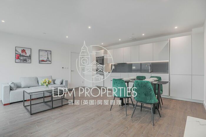 2 Bedroom Flat To Rent In Coster Avenue, London, N4