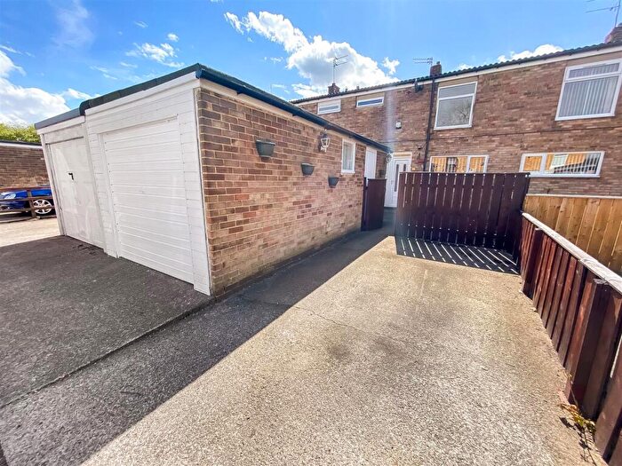 3 Bedroom Terraced House For Sale In Oakfield, Newton Aycliffe, DL5