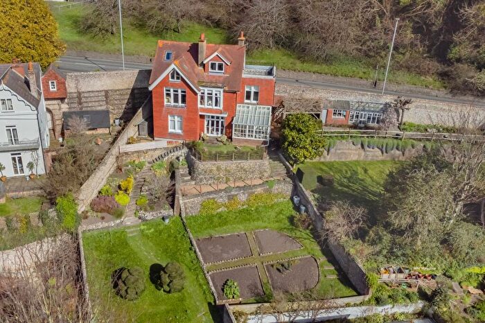 5 Bedroom Detached House For Sale In Malling Hill, Lewes, BN7