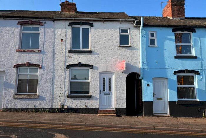 2 Bedroom Property To Rent In High Street, Studley B80