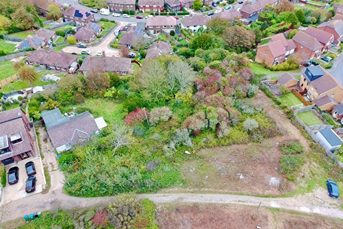 4 Bedroom Detached Bungalow For Sale In Wilmington Road, Newhaven, BN9