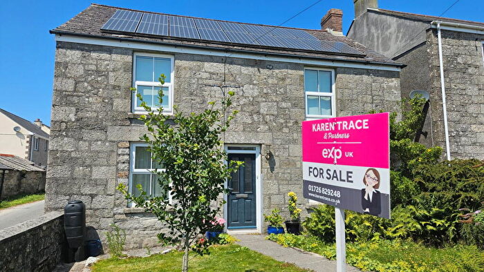4 Bedroom Detached House For Sale In Currian Road, Nanpean, St. Austell, PL26